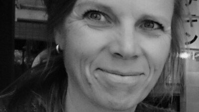 Dr. Julia Putsche