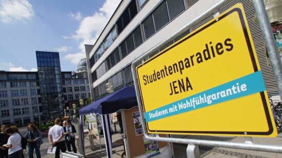 Schild Studentenparadies Jena Campus